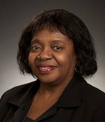 Rosalyn Kent's Instagram, Twitter & Facebook