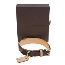 Discover louis vuitton baxter dog collar pm: Louis Vuitton Monogram Canvas Baxter Dog Collar Mm Louis Vuitton Tlc