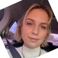 Lauren Springer's Instagram, Twitter & Facebook