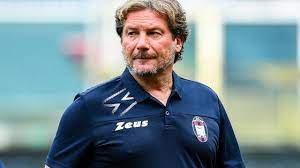 Giovanni stroppa, allenatore del crotone, esprime le difficoltà generali di tutto il mondo del calcio in questo momento particolare nel quale l'emergenza sanitaria ha causato incertezze in ogni settore ed. Crotone Stroppa Siamo Stati Troppo Ingenui La Repubblica
