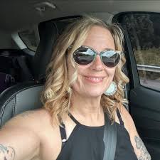 This song has been one of my absolute favorites to write and help produce  with @joshuadavidmusic. We've got something cooking for you guys! 🔥🙌