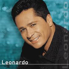 Who wrote “Deixaria Tudo (Dejaria Todo)” by Leonardo?