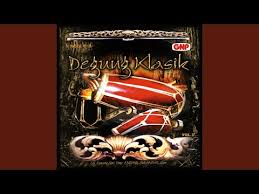 Paturay tinenung merupakan lagu daerah jawa barat yang akan terus eksis ketika menjelang perpisahan sekolah di jawa barat.biasanya dinyanyikan oleh siswa yan. Paturay Ls Kancana Sari Lyrics Song Meanings Videos Full Albums Bios