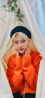 Pin De Sseoly C Tଓ En Stray Kids Aesthetic En 2021 Harry Styles Sesion De Fotos Felix Hombres Hermosos