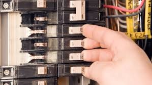All automotive fuse box diagrams in one place. How Circuit Breakers Work Howstuffworks