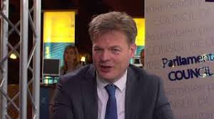 Ik moet verdorie journalist worden om regering te controleren. Pieter Omtzigt Ayfer Koc Blikken Terug Op 2020 Cute766