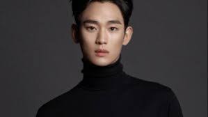 Millie Snow's Instagram, Twitter & Facebook