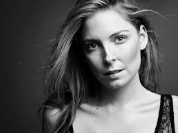 Hillary Mann's Instagram, Twitter & Facebook