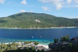 Indonesia merupakan sebuah negara kepulauan yang terdiri daripada 18,108 pulau (menurut semakan satelit terakhir). 21 Tempat Menarik Di Mersing Destinasi Island Hopping Di Johor