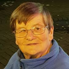 Pauline Forman's Instagram, Twitter & Facebook