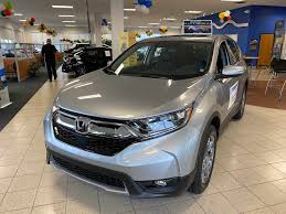 Avis in michigan, enterprise in downtown detroit, detroit new center, royal oak township, and redford south. Michigan Auto Dealerships To Resume In Person Sales