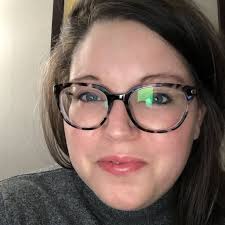 أعلى قائمة أمنياتي... الحق أسفل DebutTV بالطبع 👩🏼 🍳