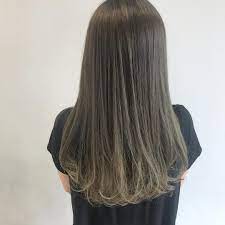 オリーブブラウンの髪色23選 ブリーチ無しで出来るヘアカラー画像も 明るい 暗い cuty オリーブ ヘアカラー 髪 色 ヘアスタイル ロング