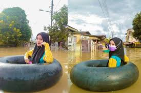 Check spelling or type a new query. Gadis Subang Jaya Jadi Mangsa Banjir Di Kelantan Perjelas Foto Seronok Main Banjir Siap Guna Pelampung Dulu Takut Keluar Rumah Sekarang Saya Dah Biasa Viral Mstar