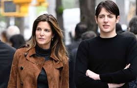 ( harry, right, with mother stephanie seymour, centre, and brother peter brant, left. I7fhdate3fezfm