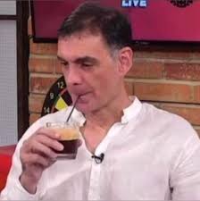 Μουσταφας ο πεφτης/Μουσταφα Φολ