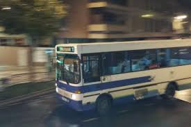 La duración estimada del viaje en autobús entre béjar y salamanca será de 2 horas y 15 minutos, y el precio aproximado para un billete de autobús de béjar a salamanca es de 14,06€. Bejar Reactiva El Servicio De Autobus Urbano I Bejar Com