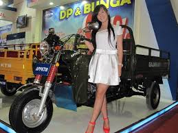 Maybe you would like to learn more about one of these? Ironi Motor Roda 3 Dipakai Untuk Narik Orang