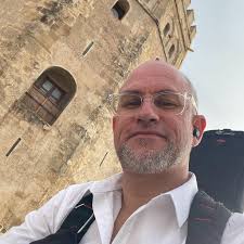 Does anyone have a Bass Preamp for GE300?