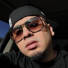 Jimmy Robles's Instagram, Twitter & Facebook