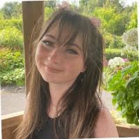 Chloe Barry Email & Phone Number