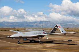 The bayraktar tb2 is a turkish medium altitude long endurance (male) unmanned combat aerial vehicle (ucav) capable of remotely controlled or autonomous flight operations. Ukraine Considers Buying 48 Bayraktar Tb2 Drones From Turkey Daily Sabah