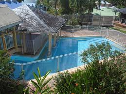 Appartement Avec Piscine Dans La Baie De Saint Anne Abritel Locations Vacances Maison De Vacances Decoration Exterieur