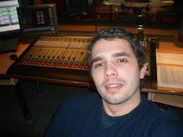 Julien AUTHIA, 44 ans (PARIS)