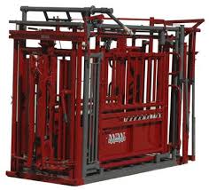 Manual Stampede Steel Cattle Chute By Ww Manufacturing Farm Plans Cattle Corrals Cattle