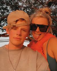 3 years of this one. I love you @jessicaedwards2