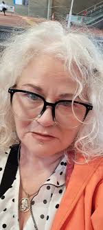 Dealing with others' opinions and emotions