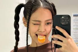 BLACKPINK's Jennie Wore a Cozy Ganni Sweater Backstage