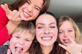 La China Suárez se muda a Turquía con Mauro Icardi: qué pasará con sus hijos