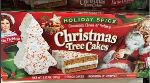 One christmas tree cake contains just 190 calories, so it's basically a diet food. Christmas Snacks From Little Debbie These Ones Are The Holiday Spice Christmas Tree Cakes Christmas Tree Cake Tree Cakes Holiday Cakes