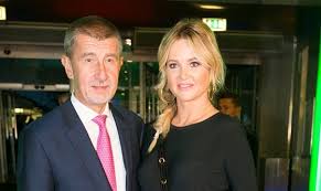 Datum narození v roce * 1974. Zadneho Jineho Muze Nechci Rika O Pripravovane Svatbe Monika Babisova Idnes Cz