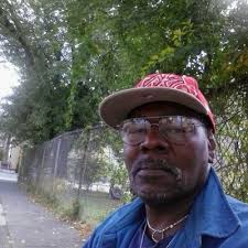 Ronald Glover (@Glover2Ronald)