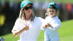 Inpho/james crombie 2017 galway festival day 3, ballybrit, galway 2/8/2017 shane lowry with his wife wendy mandatory credit ©inpho/james crombie. Shane Lowry S Wife Wendy Daughter Iris Are Top Priority Heavy Com