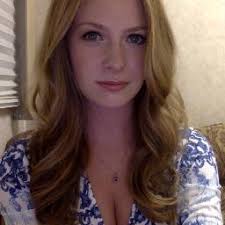 Charlotte Arnold (@charlottegraya)