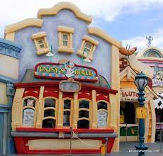 Mickey S Toontown Restaurant Tour At Disneyland The Disney Food Blog Disneyland California Adventure Disney Theme Parks Disneyland Vacation