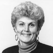 Our next highlight during Women's History Month is Carol Harter. ✨ Harter  was the college's first female president, serving from 1989 to 1995. She  sought greater diversity of students, faculty and experiences