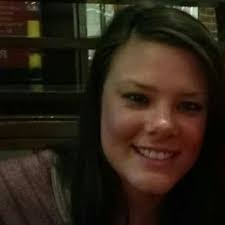 Amanda Huffine's Instagram, Twitter & Facebook