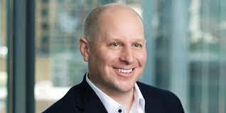 Karen Heltemes's Instagram, Twitter & Facebook