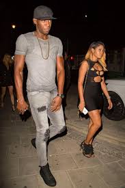 Er nannte seine kinder moon unit, dweezil and diva thin muffin. Usain Bolt Starportrat News Bilder Gala De
