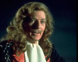 This brand new version of Peter Pan was filmed in London, and Danny Kaye  and Mia Farrow were the only Americans in the troupe. John Giulgud, who  replaced Laurence Olivier, was the