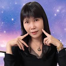 全聯的芋頭大福，好吃～ 吃起來，感覺做的人是懂芋頭又懂大福的。 因為不愛吃紅豆所以沒買過紅豆大福，不了解全聯大福水準，吃之前沒抱太高的期待。  總之這盒一不小心就吃完了。 最近新出的芋頭涼圓也很可以～