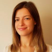 50+ perfiles de «Julia Klinger»