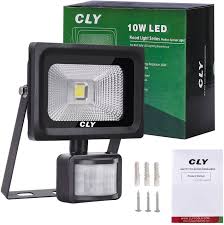 The bulbs are called floodlights because the light they emit floods the room, just like water during real floods. Cly Led Spotlight With Motion Sensor 10 W Led Spotlight With Motion Sensor Floodlight Motion Sensor Outdoor Ip66 Waterproof 900lm 6000k Outdoor Spotlight For Garage Hotel Garden Amazon De Beleuchtung