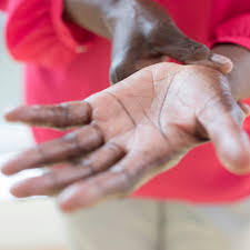 5 Signs Of A Pinched Nerve Self