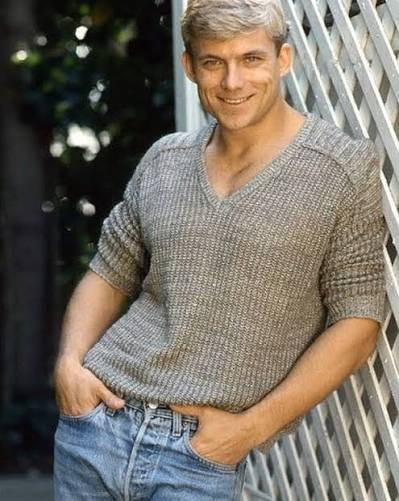 Eric Stryker (24.09.1954 - 18.02.1988) American gay pornographic performer  and model. He was known for his handsome blond features and his muscular  physique. He also performed as Noel Kemp for Colt Studio,