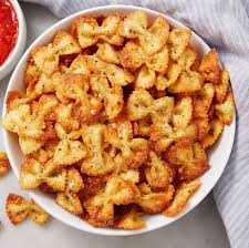 Pasta Chips Might Be The Best Thing Ever Recipe In 2020 Pasta Chips Pasta Bow Tie Pasta Recipe